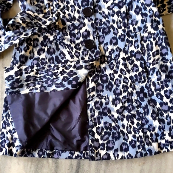 NWT. Forever 21 Cotton/Nylon Animal Print full lined coat w/2 side pockets, belt - Picture 4 of 6